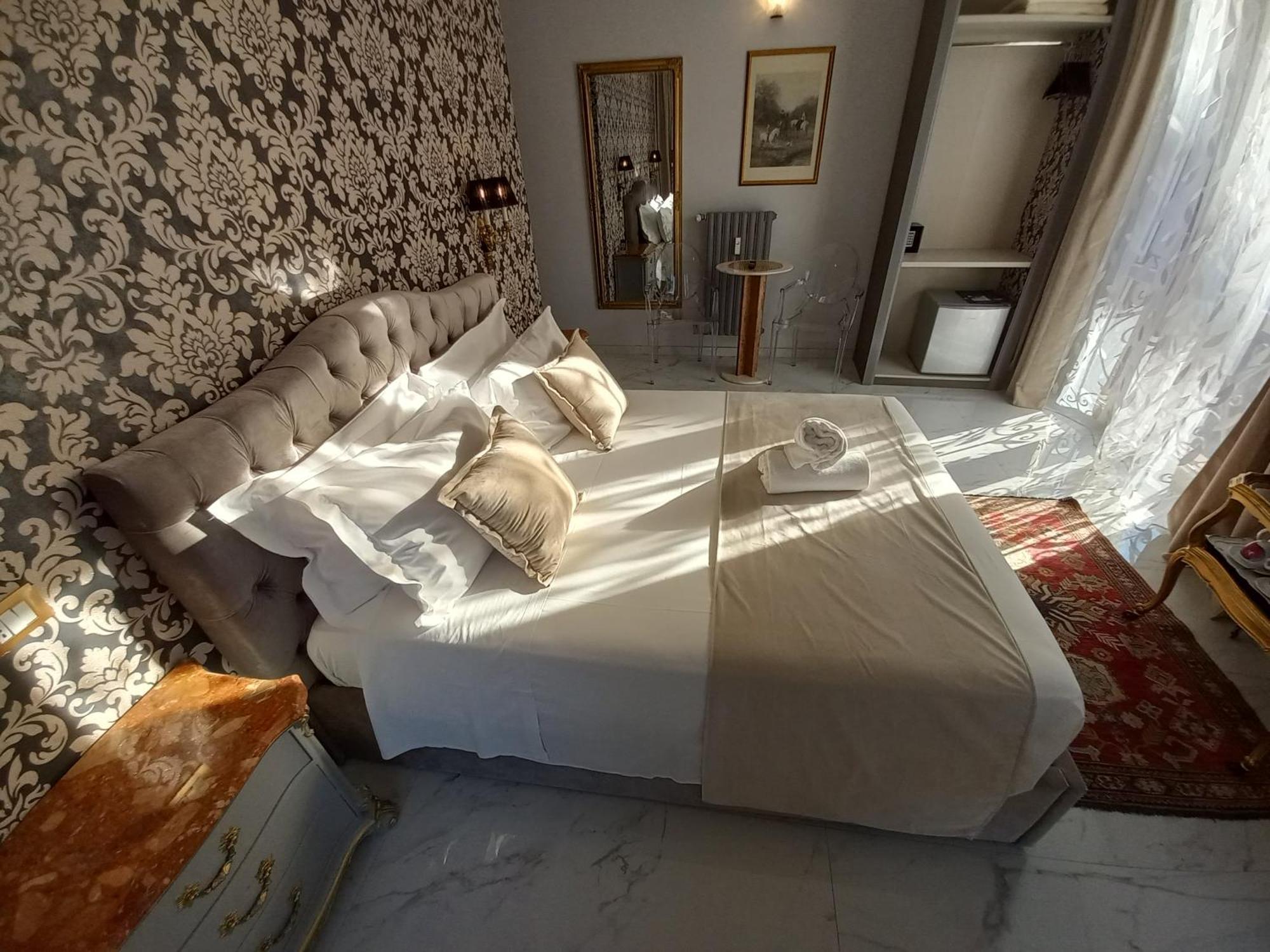 Dorolea Rooms Torino Centro ภายนอก รูปภาพ